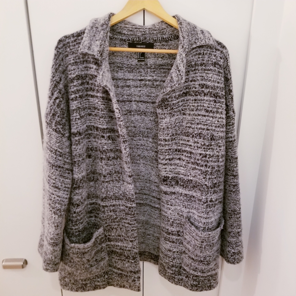 3/$45 | Forever 21 | Grey Heather Sweater Cardigan
